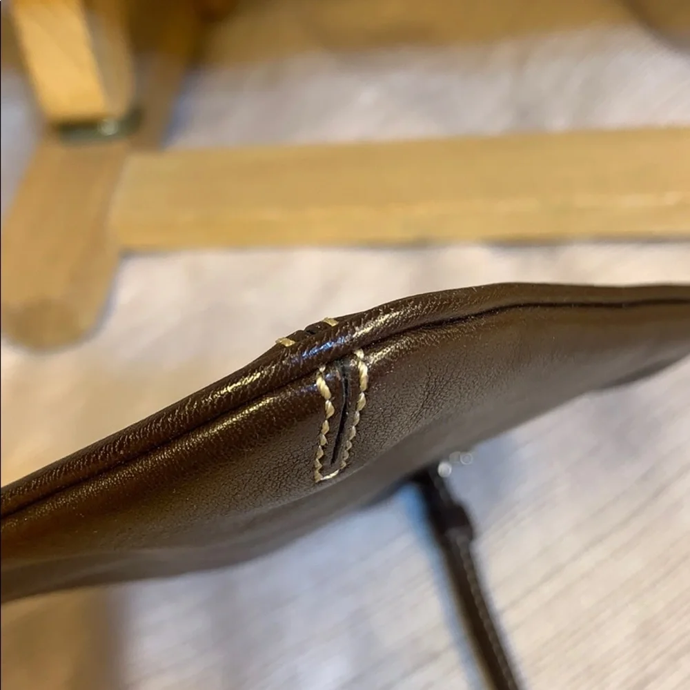 Coach never used☀️see